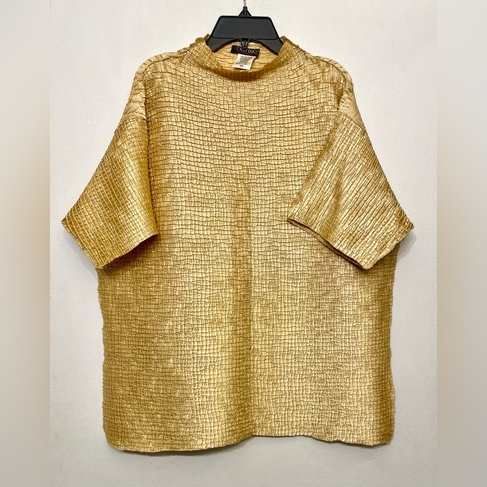 C’est Duo The Wonder Tee Vintage Women Gold Metallic Short Sleeve Plus Blouse 2X